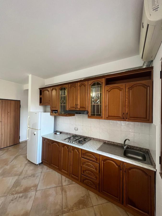Apartament Kamberi & 2 Velipojë