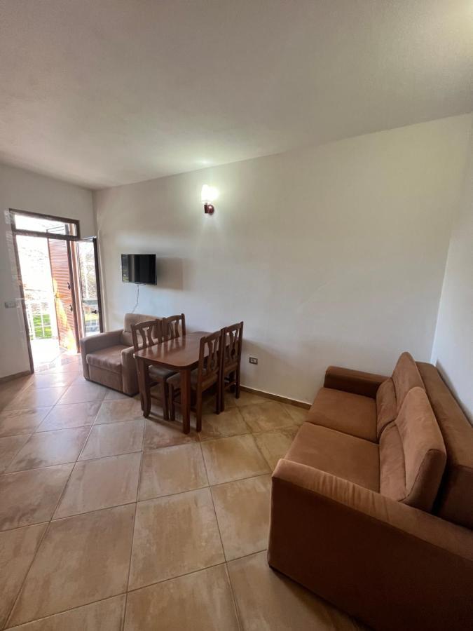 Kamberi & 2 Apartament