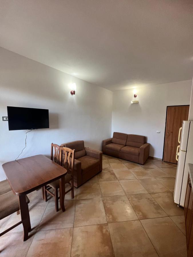 Apartament Kamberi & 2 Velipojë