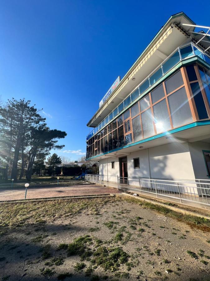 Kamberi & 2 Apartament