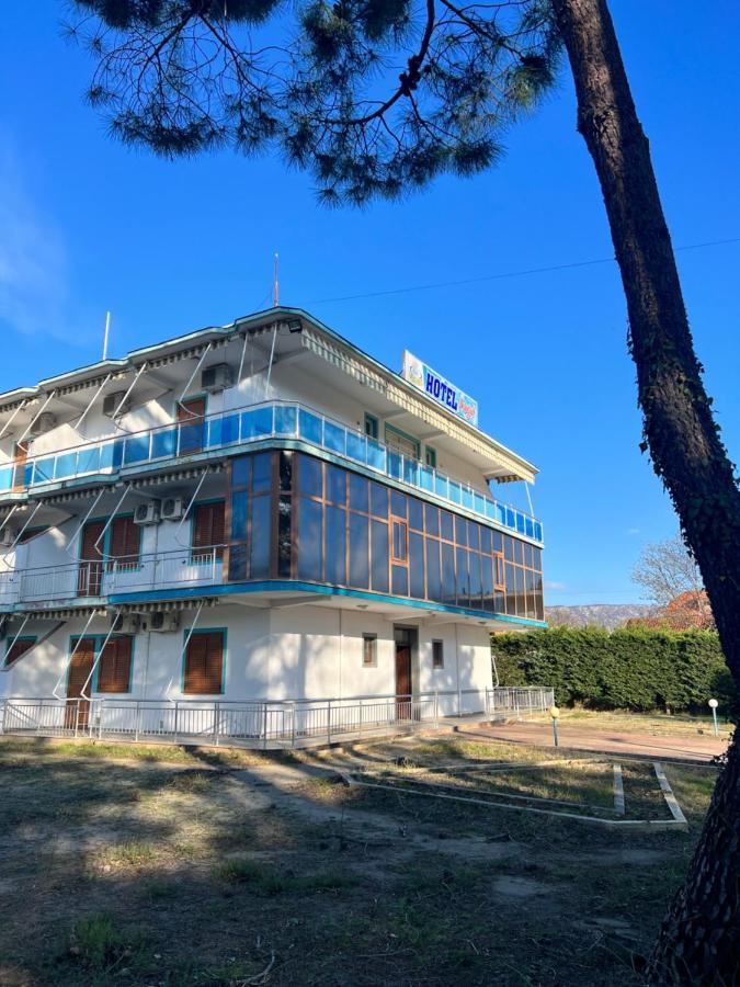 Apartament Kamberi & 2 Velipojë