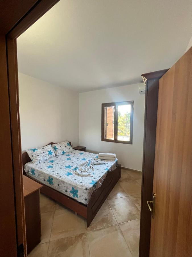 Kamberi & 2 Apartament *